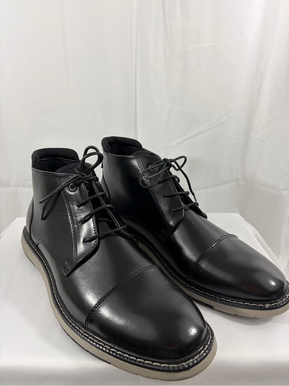 NWT Vance Co Men's Size 10.5 Black Leather Lace-Up Chukka Boots